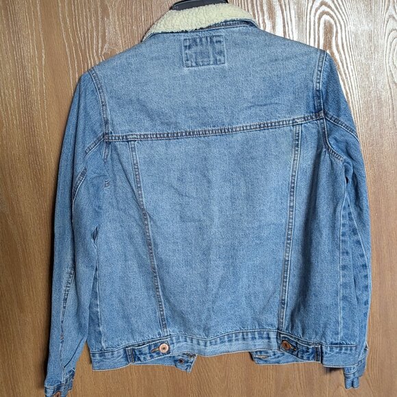 Forever 21 Jean Jacket with Fleece-like Collar, S - Picture 2 of 8